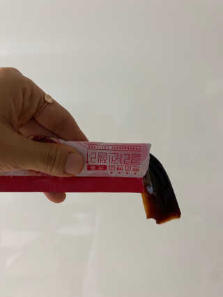 헬스업_쁘띠쁘띠석류콜라겐젤리_20g x 14포 — 5점을 준 리뷰어가 2020년 9월 올린 사용 사진