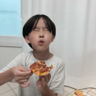 [풀무원] 노엣지 꽉찬토핑 피자 3종 — 4.5점을 준 리뷰어가 2020년 8월 올린 사용 사진