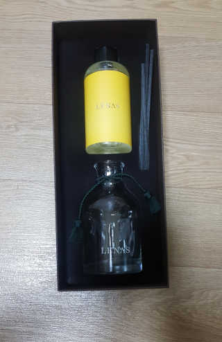 레나스 프리미엄 아로마 디퓨저 200ml  [1SET] — 5점을 준 리뷰어가 2020년 5월 올린 사용 사진