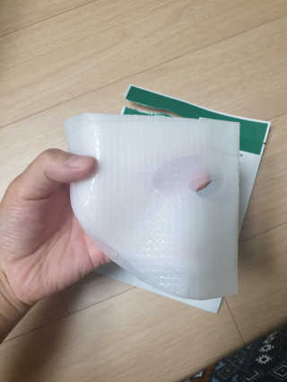 [마더메이드]룩시카라이브 울트라 리페어링 겔 마스크K — 3점을 준 리뷰어가 2020년 10월 올린 사용 사진