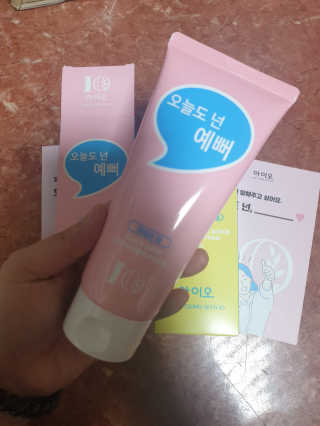 IO 아이오 오늘도 넌 예뻐 - 데일리딥 클렌징폼 — 5점을 준 리뷰어가 2020년 10월 올린 사용 사진