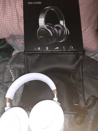 SEVIZ Bluetooth Headphones 10 3color — 5점을 준 리뷰어가 2020년 8월 올린 사용 사진