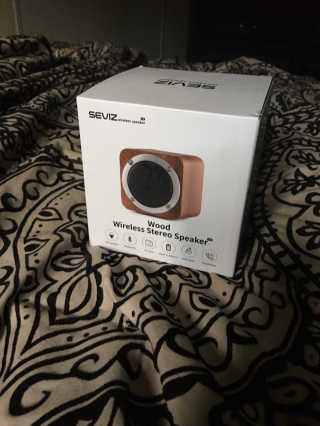 SEVIZ MINI10W 레트로 블루투스 스피커 — 5점을 준 리뷰어가 2020년 8월 올린 사용 사진