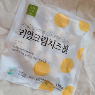 가치식탁 리얼치즈스틱, 리얼크림치즈볼 — 5점을 준 리뷰어가 2020년 8월 올린 사용 사진