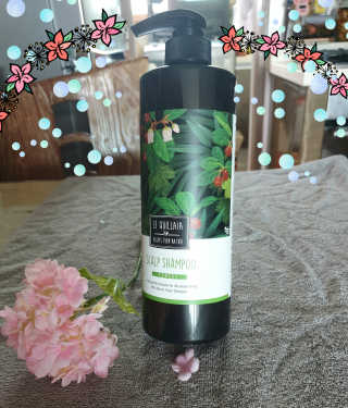 르퀼라야 스칼프 샴푸 810ml [가드니아/포레스트] — 5점을 준 리뷰어가 2020년 7월 올린 사용 사진