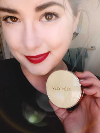VELY VELY 아우라 허니 글로우 쿠션 — 5점을 준 리뷰어가 2020년 4월 올린 사용 사진
