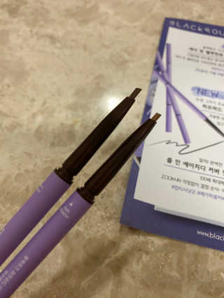 [블랙루즈] 하프하드 드로잉 마스터 아이브로우 3종 — 4점을 준 리뷰어가 2020년 9월 올린 사용 사진