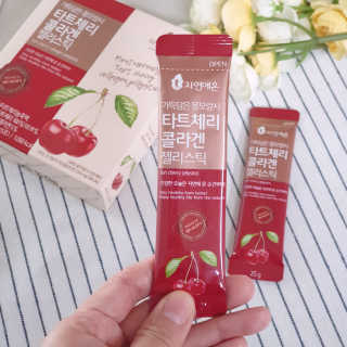 자연에온 가득담은 몽모랑시 타트체리 콜라겐 젤리스틱 — 5점을 준 리뷰어가 2020년 12월 올린 사용 사진