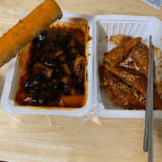 죠스떡볶이 [죠스푸드] 짜빠떡볶이+떡또그+범벅만두 신메뉴 3종 — 5점을 준 리뷰어가 2020년 4월 올린 사용 사진