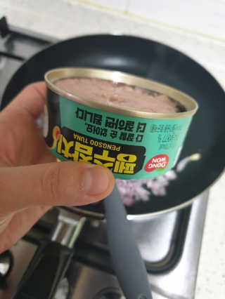 동원참치 펭수참치 — 5점을 준 리뷰어가 2020년 7월 올린 사용 사진