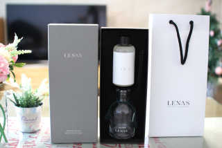 레나스 프리미엄 아로마 디퓨저 200ml  [1SET] — 4.5점을 준 리뷰어가 2020년 5월 올린 사용 사진