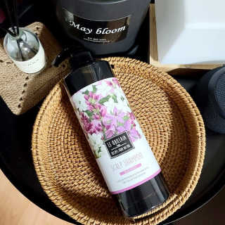 르퀼라야 스칼프 샴푸 810ml [가드니아/포레스트] — 5점을 준 리뷰어가 2020년 7월 올린 사용 사진