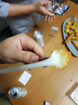 가치식탁 리얼치즈스틱, 리얼크림치즈볼 — 4점을 준 리뷰어가 2020년 9월 올린 사용 사진