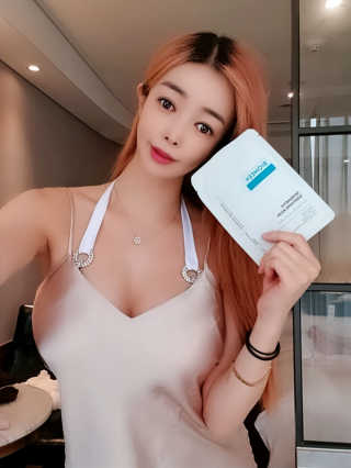 바이오믹 BIOMEEK SENSIMETIC SOOTHING MASK.S — 5점을 준 리뷰어가 2020년 7월 올린 사용 사진