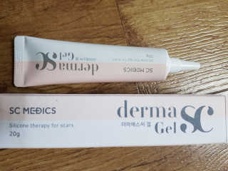 derma SC-Gel 더마에스씨 겔 20g — 5점을 준 리뷰어가 2020년 5월 올린 사용 사진
