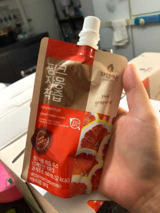 자연에온 핑크 자몽 착즙 100mL 10개입 2BOX — 5점을 준 리뷰어가 2020년 11월 올린 사용 사진