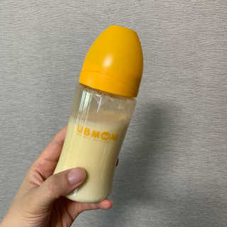유비맘 PPSU 젖병 노꼭지_260ml_컬러 랜덤 발송 — 3점을 준 리뷰어가 2020년 10월 올린 사용 사진