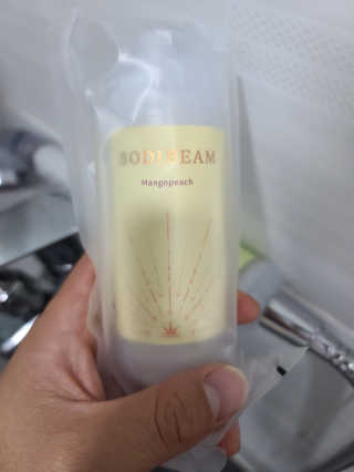 바디빔 비타민 샤워필터 망고피치향 — 5점을 준 리뷰어가 2020년 5월 올린 사용 사진