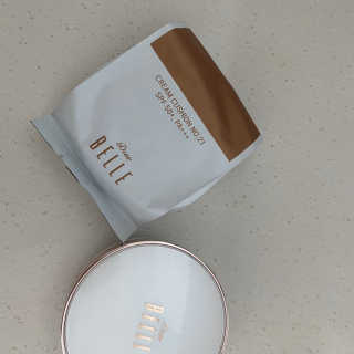 디어벨르 크림쿠션 DEAR BELLE CREAM COUSION — 5점을 준 리뷰어가 2020년 9월 올린 사용 사진