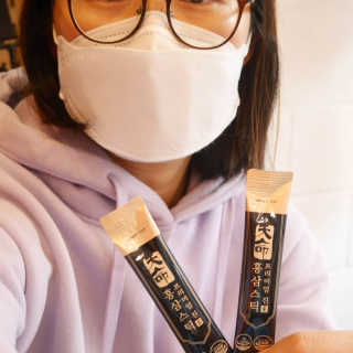 헬스업_천명진프리미엄홍삼스틱_10ml x 30포 — 5점을 준 리뷰어가 2020년 12월 올린 사용 사진