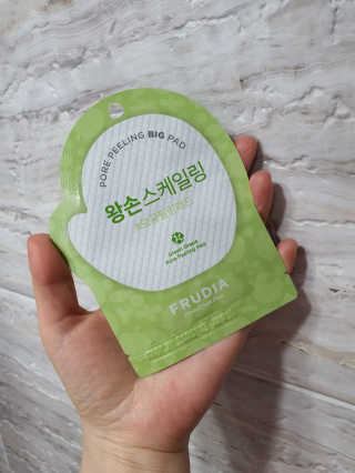 [후르디아] 청포도 매끈약산성 필링 패드_50매 세트 — 5점을 준 리뷰어가 2020년 4월 올린 사용 사진