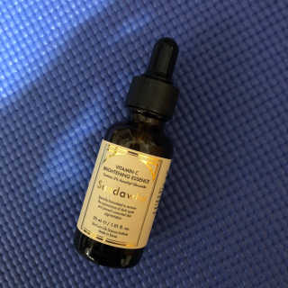[스킨큐어] 산다화 비타민C 화이트닝 에센스 30ml — 5점을 준 리뷰어가 2020년 4월 올린 사용 사진