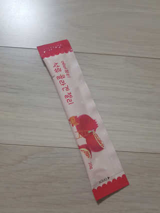 365더건강 에버뷰티 석류콜라겐 젤리 — 5점을 준 리뷰어가 2020년 5월 올린 사용 사진