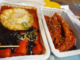 죠스떡볶이 [죠스푸드] 짜빠떡볶이+떡또그+범벅만두 신메뉴 3종 — 5점을 준 리뷰어가 2020년 4월 올린 사용 사진