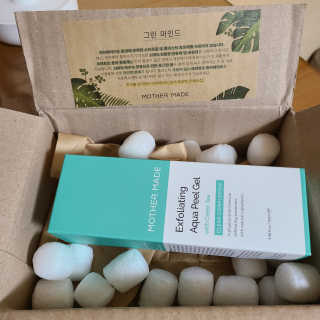 [마더메이드]엑스폴리에이팅 아쿠아 필링젤 w.그린티_K — 5점을 준 리뷰어가 2020년 10월 올린 사용 사진