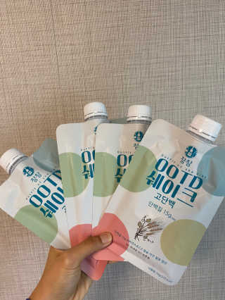 [꾸콤] 참참 OOTD쉐이크 고단백 일주일세트 50g x 5 — 5점을 준 리뷰어가 2020년 10월 올린 사용 사진