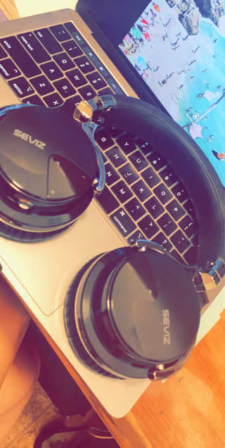 SEVIZ Bluetooth Headphones 10 3color — 5점을 준 리뷰어가 2020년 6월 올린 사용 사진