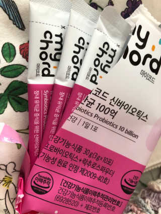 JW중외제약 마이코드 신바이오틱스 유산균 100억 — 4점을 준 리뷰어가 2020년 9월 올린 사용 사진
