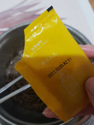 [해주냉면] 신천맛집 매운 비빔냉면 2인분 + 무절임 — 4점을 준 리뷰어가 2020년 5월 올린 사용 사진