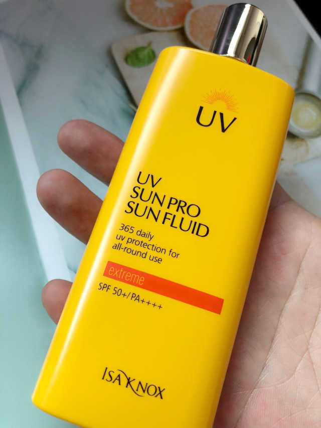 이자녹스 UV 선 프로 365 익스트림 선 플루이드 100ml 리뷰 사진