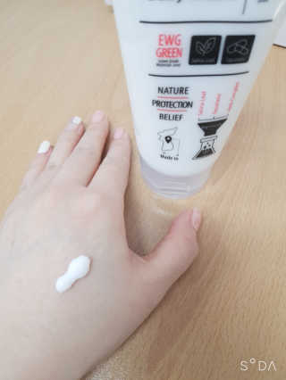 킨더퍼페츠 베이비크림 180ml — 5점을 준 리뷰어가 2020년 9월 올린 사용 사진