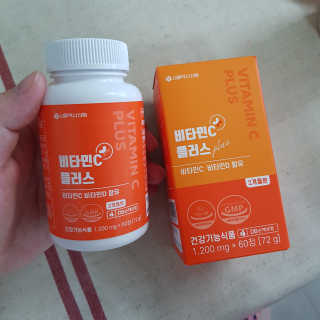 서울약사신협_비타민C플러스_1,200mg x 60정 — 5점을 준 리뷰어가 2020년 11월 올린 사용 사진