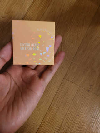 [블랙루즈] 크리스탈 하트 락 섀도우 4종 중 택1 — 5점을 준 리뷰어가 2020년 9월 올린 사용 사진
