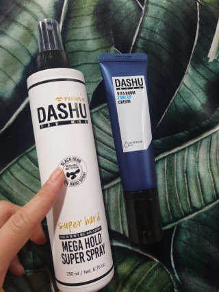다슈코리아 다슈 포 맨 프리미엄 메가 홀드 슈퍼 스프레이 250ml — 5점을 준 리뷰어가 2020년 6월 올린 사용 사진