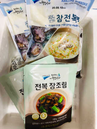 바다는다웰빙이다 완도사랑 전복죽 250g - 2팩 + 전복장조림 2팩 — 5점을 준 리뷰어가 2020년 8월 올린 사용 사진