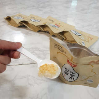 [꾸콤] 참참 전통 찹쌀 누룽지 일주일세트 60g x 5 — 5점을 준 리뷰어가 2020년 10월 올린 사용 사진