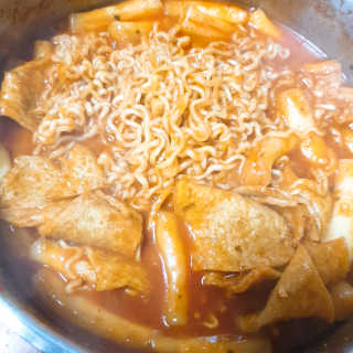 화곡미담 옛날 떡볶이 — 5점을 준 리뷰어가 2020년 4월 올린 사용 사진