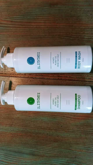 일리세이 허니 샴푸 500ml + 허니 바디워시 500ml 세트 — 5점을 준 리뷰어가 2020년 4월 올린 사용 사진