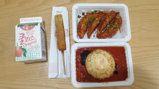 죠스떡볶이 [죠스푸드] 짜빠떡볶이+떡또그+범벅만두 신메뉴 3종 — 4점을 준 리뷰어가 2020년 4월 올린 사용 사진