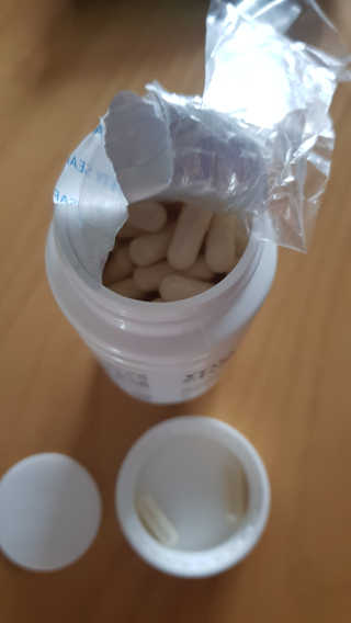 JW중외제약 마이코드 어골칼슘 비타민D — 5점을 준 리뷰어가 2020년 8월 올린 사용 사진