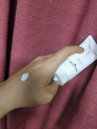 ECLADO 에끌라두 멜라이져 레디언스 크림 — 5점을 준 리뷰어가 2020년 10월 올린 사용 사진