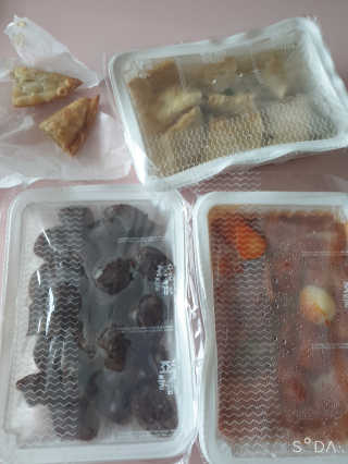 죠스떡볶이 [죠스푸드] 짜빠떡볶이+떡또그+범벅만두 신메뉴 3종 — 2점을 준 리뷰어가 2020년 4월 올린 사용 사진