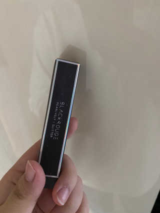 [블랙루즈] 펄블리 아이 글리터 유니버스 2종 — 5점을 준 리뷰어가 2020년 10월 올린 사용 사진