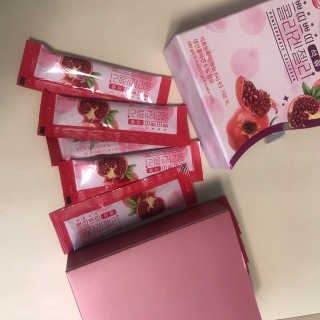 헬스업_쁘띠쁘띠석류콜라겐젤리_20g x 14포 — 2.5점을 준 리뷰어가 2020년 10월 올린 사용 사진