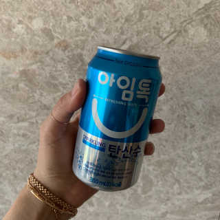 일화 아임톡 탄산수 355mlX24캔 + 보냉팩 증정이벤트 — 5점을 준 리뷰어가 2020년 5월 올린 사용 사진