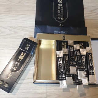 헬스업_천명진프리미엄홍삼스틱_10ml x 30포 — 5점을 준 리뷰어가 2020년 10월 올린 사용 사진